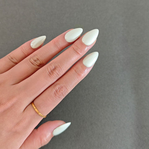Almond Shape Short Length Light Gray & White Pearlescent Press On Nails | Reusable Elegant Minimalist False Nails