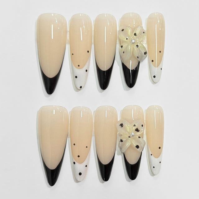 Bow Polka Chic