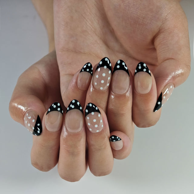 Chic Black & White