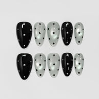 Monochrome Dots