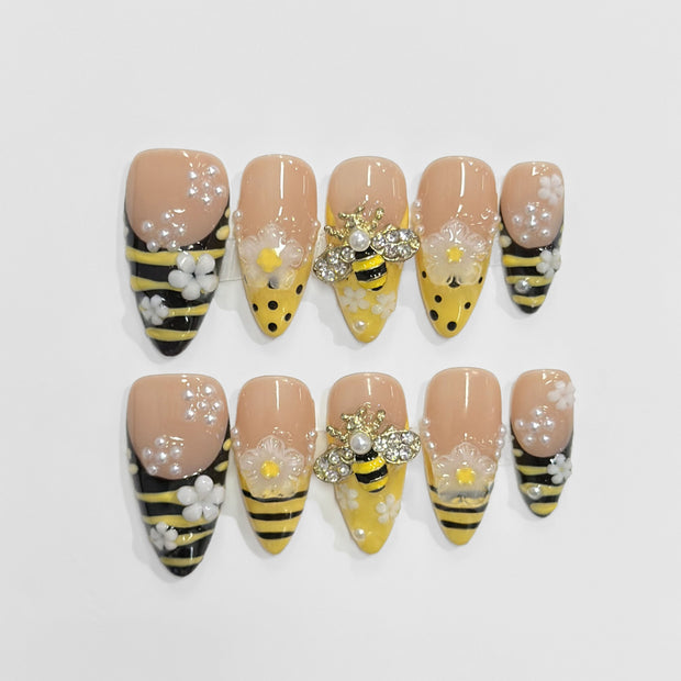 Bee - Striped Sweet Fun