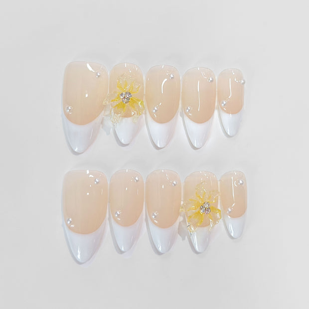 Sunny - Daisy Gleam